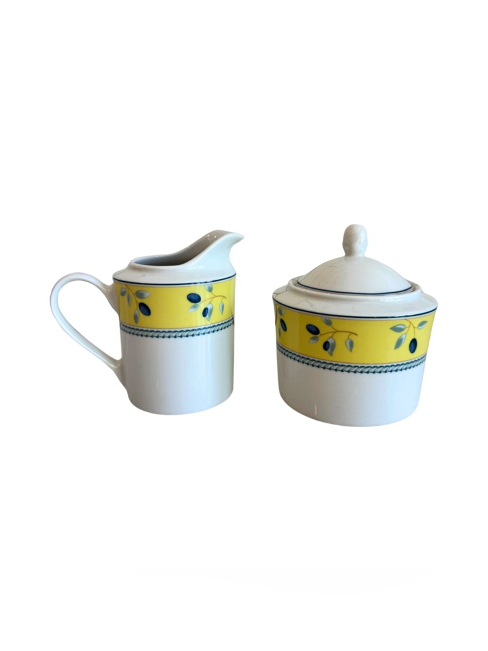 EUC Royal Doulton Blueberry Creamer and Sugar Bowl